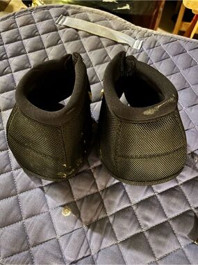 Weaver Black Medium Bell Boots